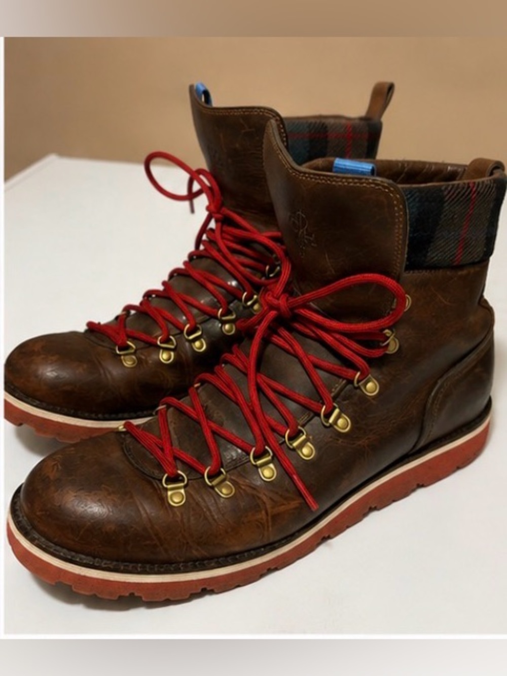 Cole Haan Air Hunter Hiker x Nike Air Leather Boots – Men’s 10M